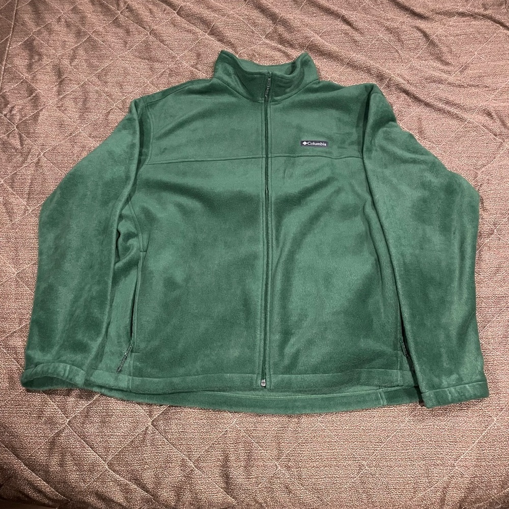 Columbia fleece green color
